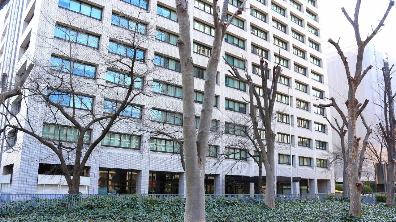 経済産業省